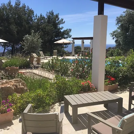 Tsampika Villa *
